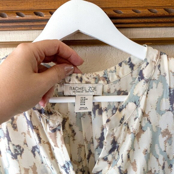Rachel Zoe Sleeveless Blouse Size Medium Abstract Print Flowy Top - Picture 2 of 7